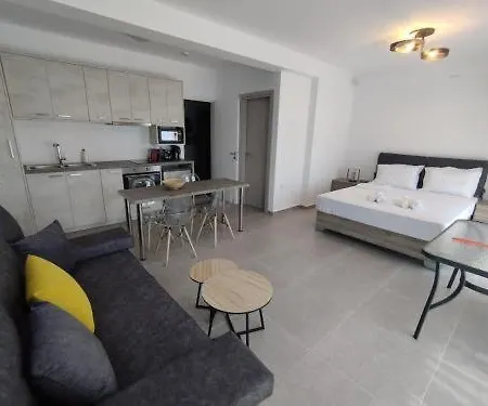 Deluxe σουίτα δίπλα στη θάλασσα Mfd Luxury Apartment *